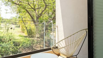 Maison Deluxe, patio, vue jardin | 3 chambres, Wi-Fi gratuit