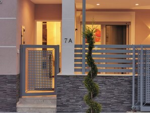 Exterior detail - Keti's Home (Gerakas)