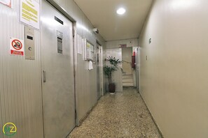 Interior - Nossa Senhora XIII (Rio de Janeiro)