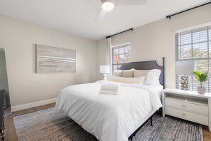 5 chambres, bureau, fer et planche à repasser, Wi-Fi gratuit