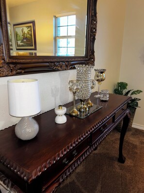 Interior - Charming 4-bedroom house with AC and WiFi in amazing Cedar Hill (Cedar Hill)