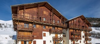 Apartment in Saint-Sorlin with Mountain Views