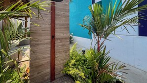 Gambar tidak terklasifikasi, 2 dari 91, tombol