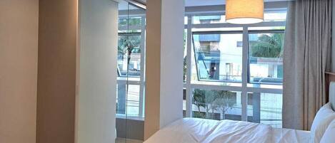 1 bedroom, iron/ironing board, internet, bed sheets