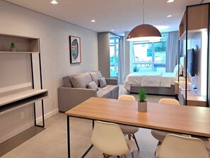 1 bedroom, iron/ironing board, internet, bed sheets