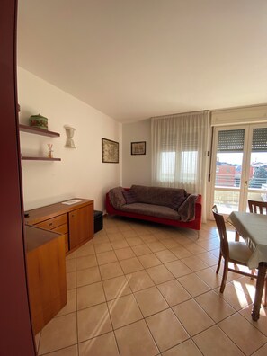 Living area - Entire apartment Guardei House (Bologna)