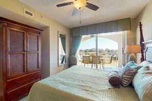 4 slaapkamers, een strijkplank/strijkijzer, internet, beddengoed