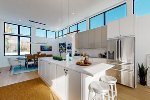 Fridge, microwave, oven, stovetop - Town of Rehoboth Beach pet-friendly house w/private pool, deck, patio & balcony (Rehoboth Beach)