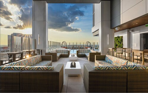 Enjoy your stay in the heart of Downtown Atlanta