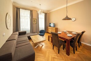 Leilighet | Oppholdsområde