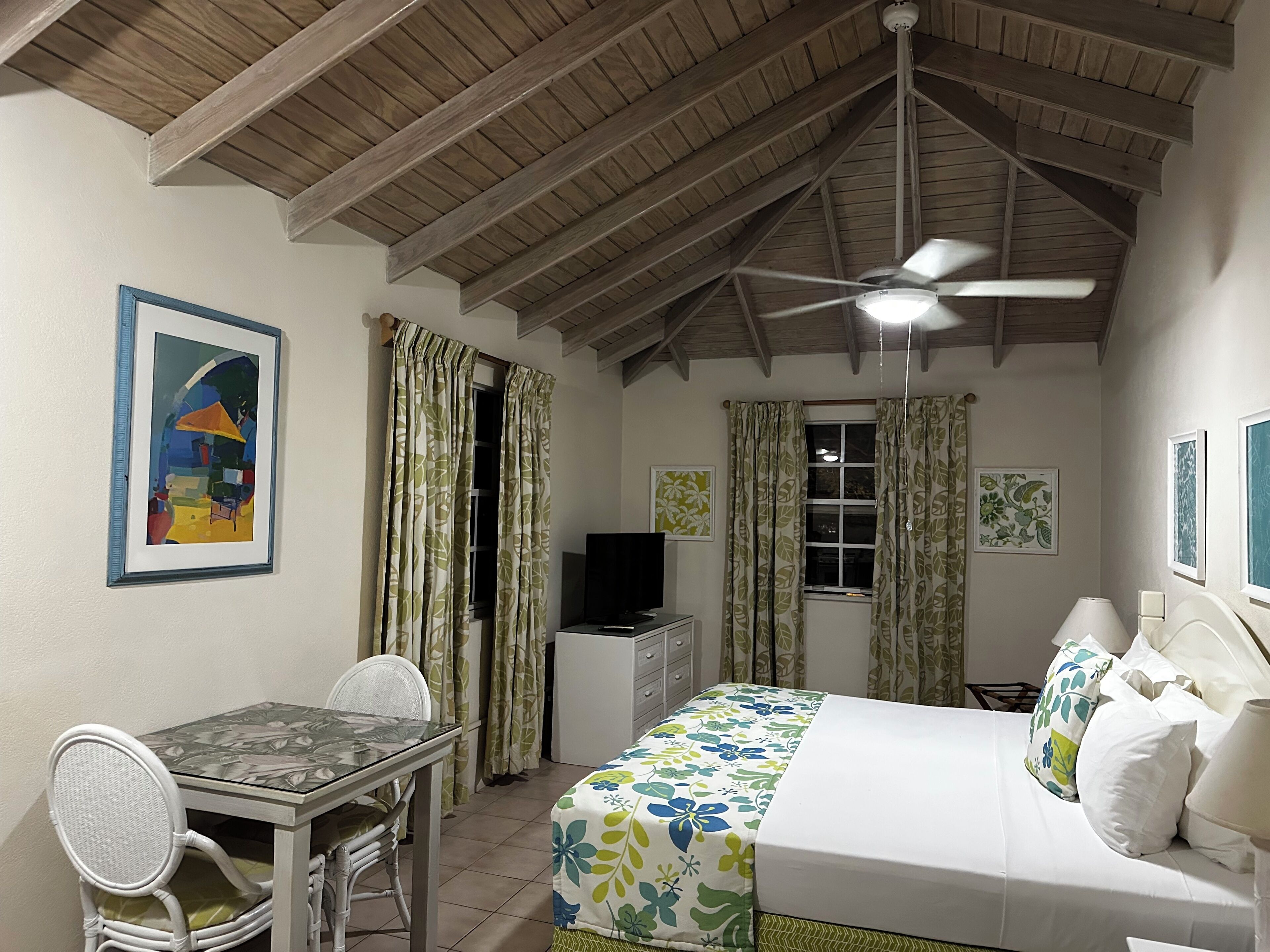 1 bedroom, in-room safe, desk, iron/ironing board