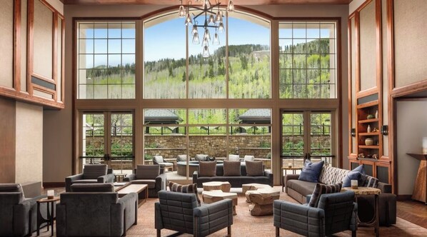 Interior - Elegant 2 bedroom condo Vail. (Vail)