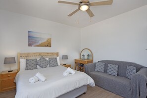 2 bedrooms, free WiFi, bed sheets - Witsand 303 - Two Bedroom Apartment, Sleeps 4 (Cape Town)