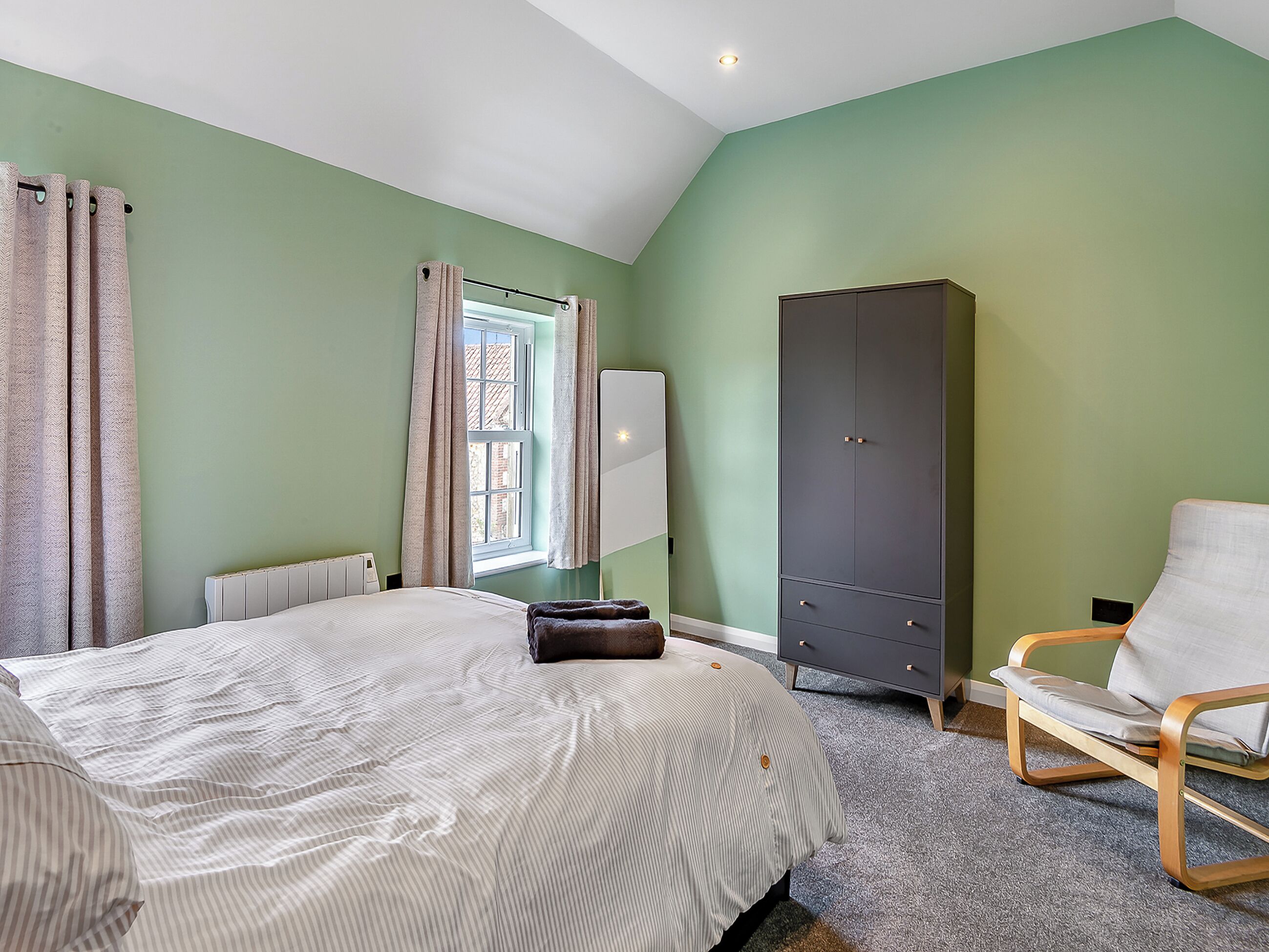3 chambres, accès au Wi-Fi (inclus), literie fournie