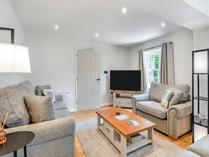 Fireplace - The property is modern but has wonderful character touches throughout. (South Creake)