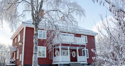 Jokkmokks Vandrarhem Åsgård