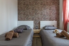 4 bedrooms, free WiFi, bed sheets