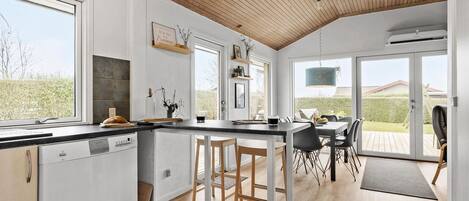 Kühlschrank, Ofen, Herdplatte, Geschirrspüler