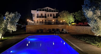 Nefes URLA Villa