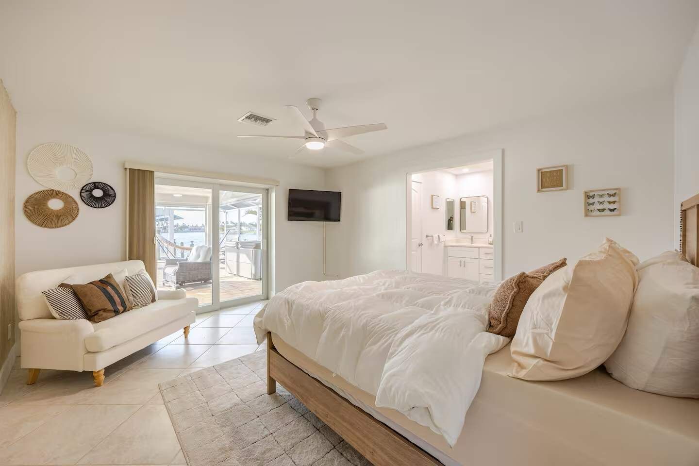 3 多间卧室、熨斗/熨衣板、WiFi、床单