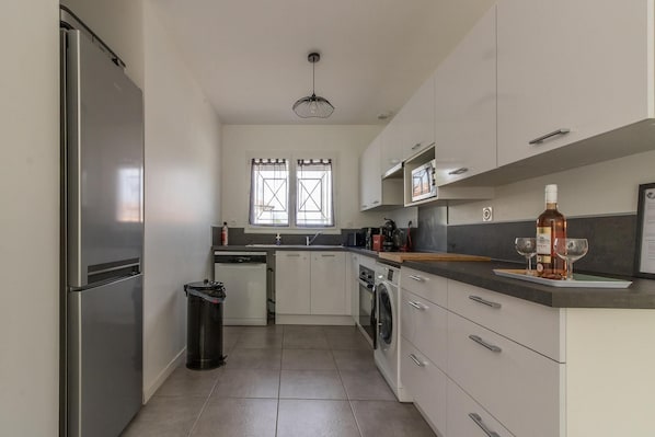 Fridge, microwave, dishwasher, high chair