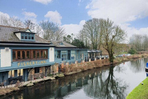 Amazing 3BR Home – 15 Min to Harry Potter Studios 25 Min to Luton Airport