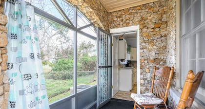 Dolly II Spacious 4-BR home in Wetumpka-Short walk to downtown & riverfront park