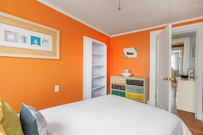 4 chambres, fer et planche à repasser, Wi-Fi, literie fournie