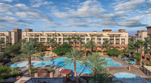 Las Vegas | VIP Vegas Retreat | Pool + Hot Tub | 3BR Sleeps 6