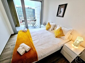 1 chambre, fer et planche à repasser, accès au Wi-Fi (inclus)
