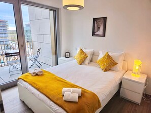 1 bedroom, iron/ironing board, free WiFi - Comfy one bedroom with parking&balcony (Luxembourg City)