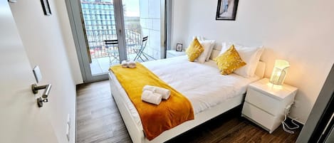 1 bedroom, iron/ironing board, free WiFi