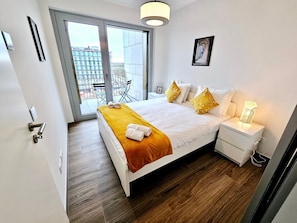 1 bedroom, iron/ironing board, free WiFi