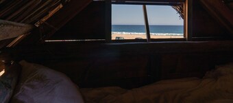 Beachfront Tiny Home on the La Fortuna Surf Break - The Baja Station