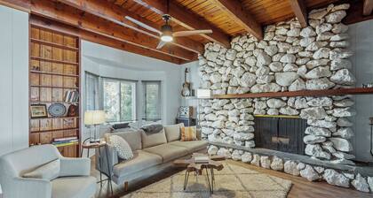 Luxe Urban Lodge - KingBed - Private Patio - FSU - TMH - Downtown