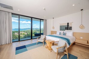 4 Schlafzimmer, Zimmersafe, Bügeleisen/Bügelbrett, WLAN