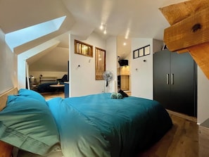 Iron/ironing board, WiFi, bed sheets - Casa Lou Marine - T1 - Hyper Centre (Brive-la-Gaillarde)