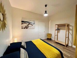 1 bedroom, iron/ironing board, WiFi, bed sheets
