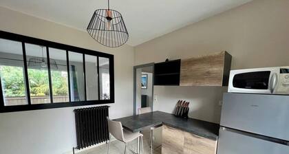 Casa Viallatoux - Proche Centre - Parking Gratuit