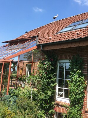 Exterior - Centrally located, quiet vacation apartment with conservatory and view of the Werse (Sendenhorst)