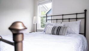 3 chambres, fer et planche Ă repasser, Wi-Fi, draps fournis