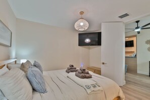 3 bedrooms, free WiFi, bed sheets