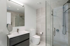 Eco-friendly toiletries, hair dryer, towels