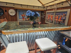 Standard Room #10 | Terrace/patio - Liberty Hill Executive Inn (Zephyrhills)