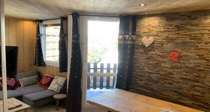 Modern Alpine Apartment