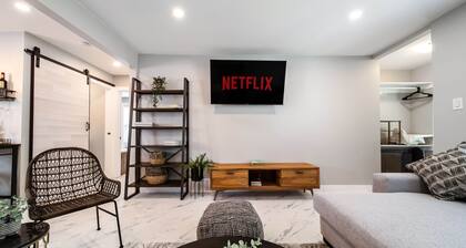 Park Life Escape-King Beds-Sleeps 10-Pet Friendly!