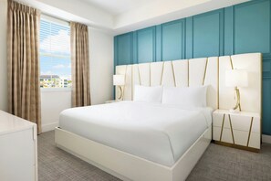 ミニバー、遮光カーテン、アイロン / アイロン台、ベビーベッド (無料)