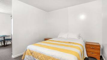 Habitación individual, para no fumadores | Escritorio, espacio para trabajar con laptop y wifi gratis