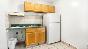 Unclassified image, 4 of 7, button - Efficiency Lodge Fairburn (Fairburn)