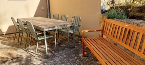 Outdoor dining - Listed vacation home in the southern Eifel, with infrared sauna, near Luxembourg (54646 Bettingen)